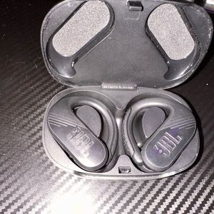 JBL Black Endurance Peak II Wireless Headphones